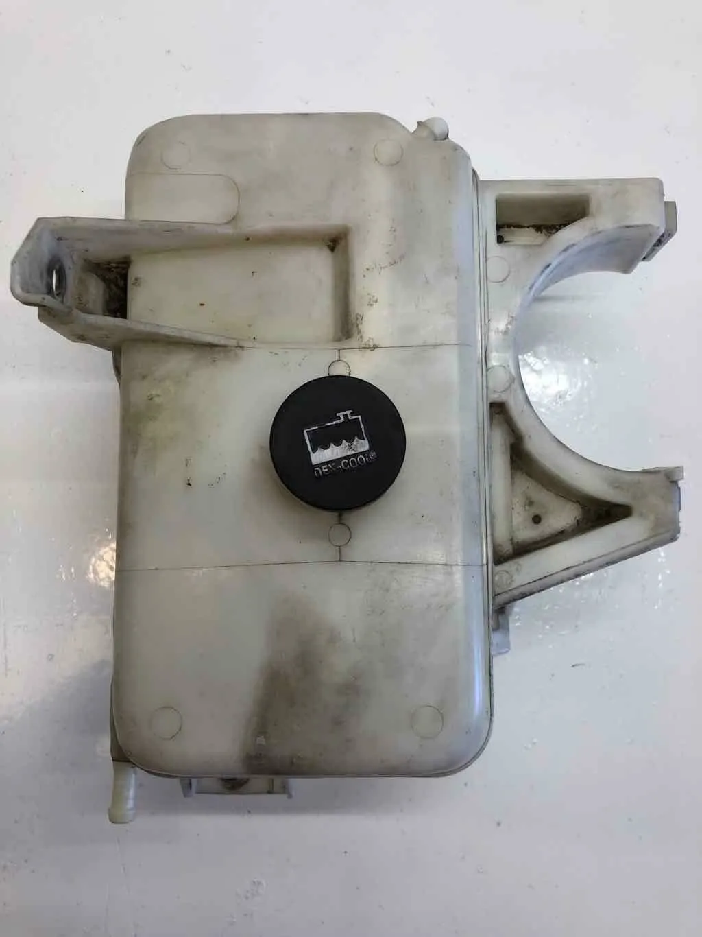 2002 - 2009 GMC ENVOY Engine Coolant Recovery Overflow Bottle Tank 15762761 OEM