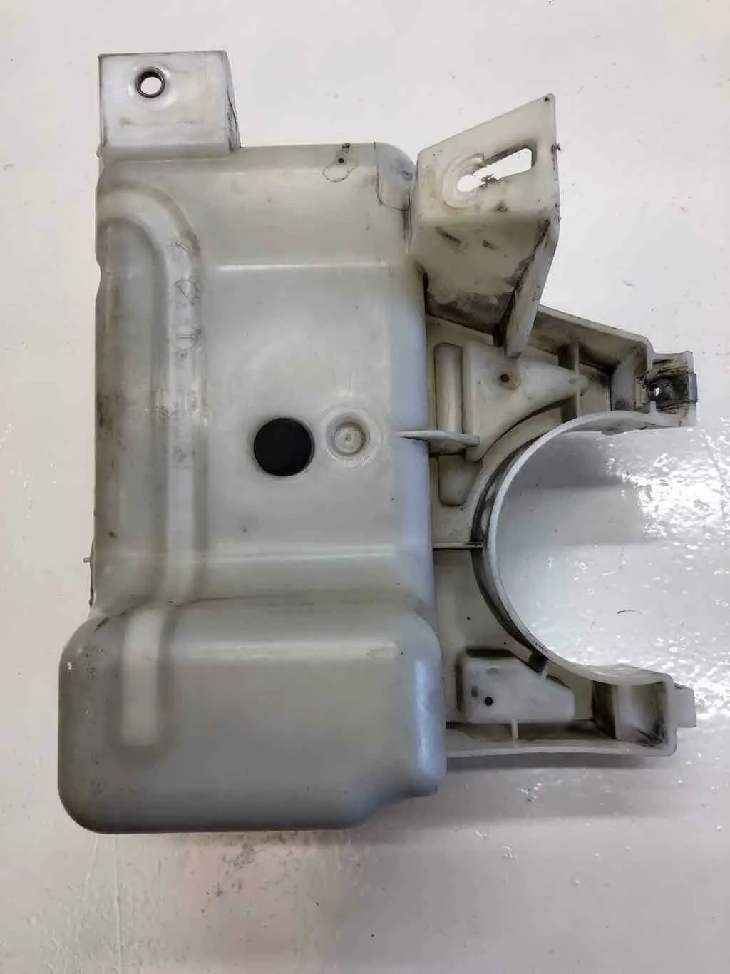 2002 - 2009 GMC ENVOY Engine Coolant Recovery Overflow Bottle Tank 15762761 OEM