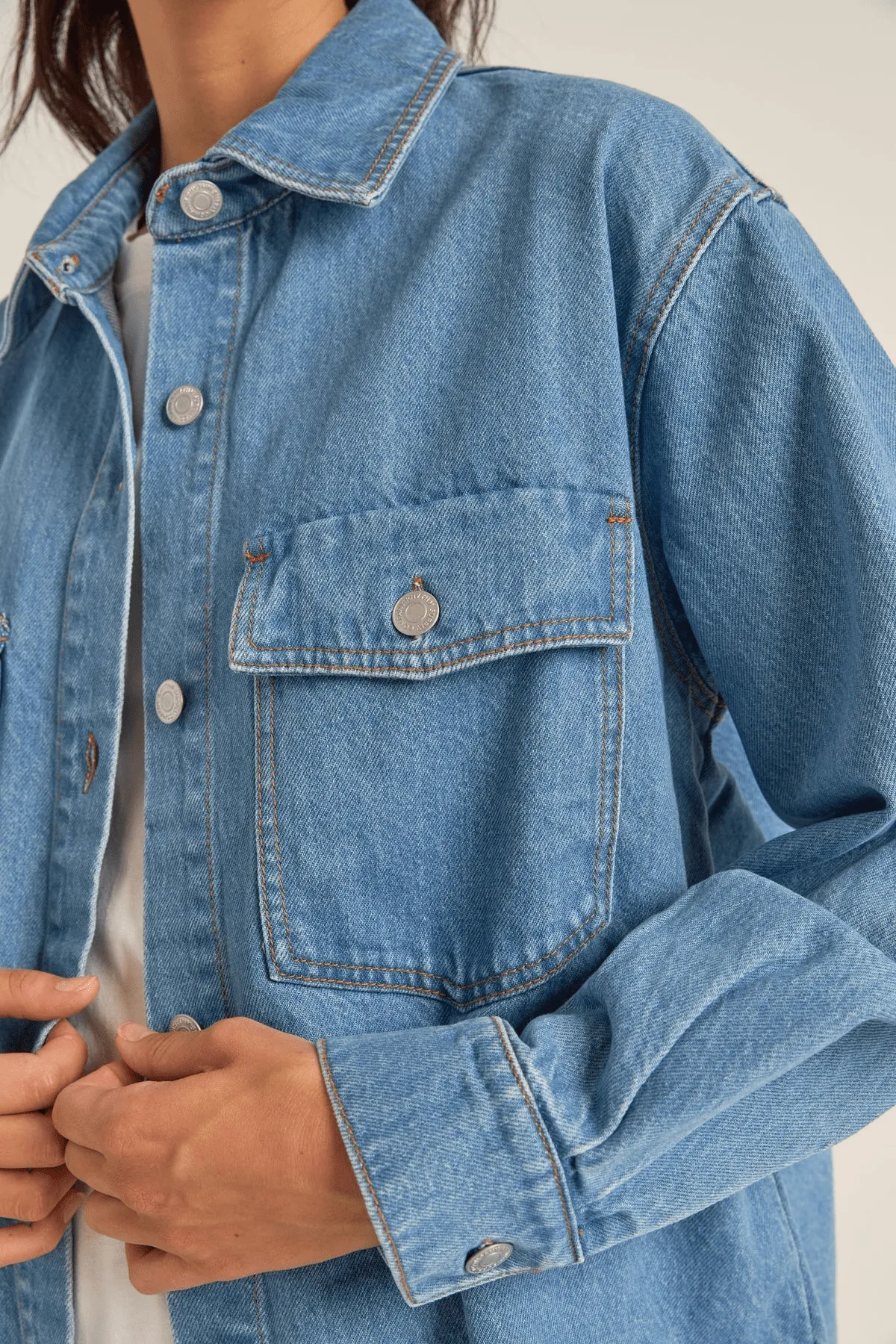 OVERSIZED DENIM SHACKET - WASHED BLUE