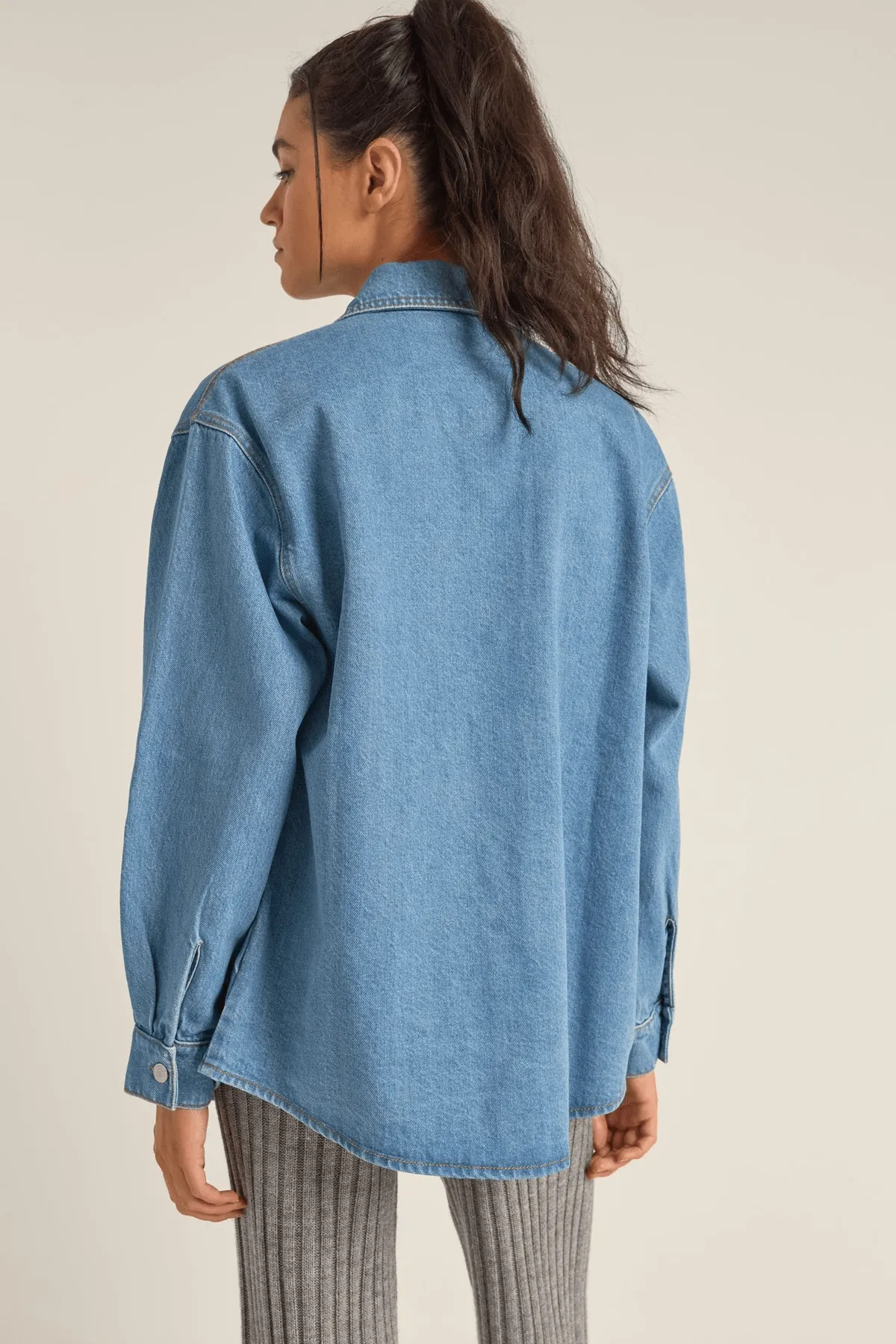 OVERSIZED DENIM SHACKET - WASHED BLUE