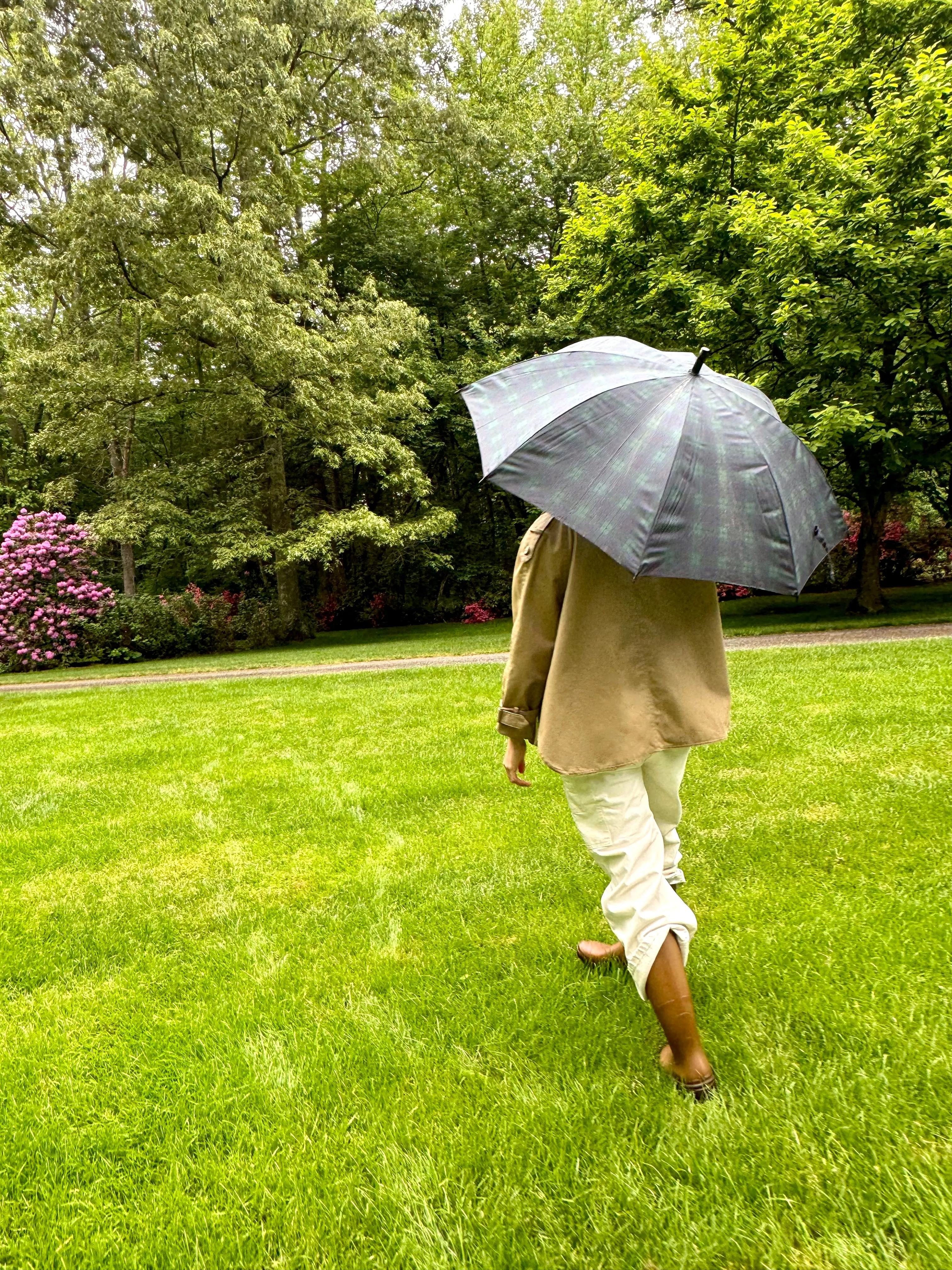 RAIN COAT