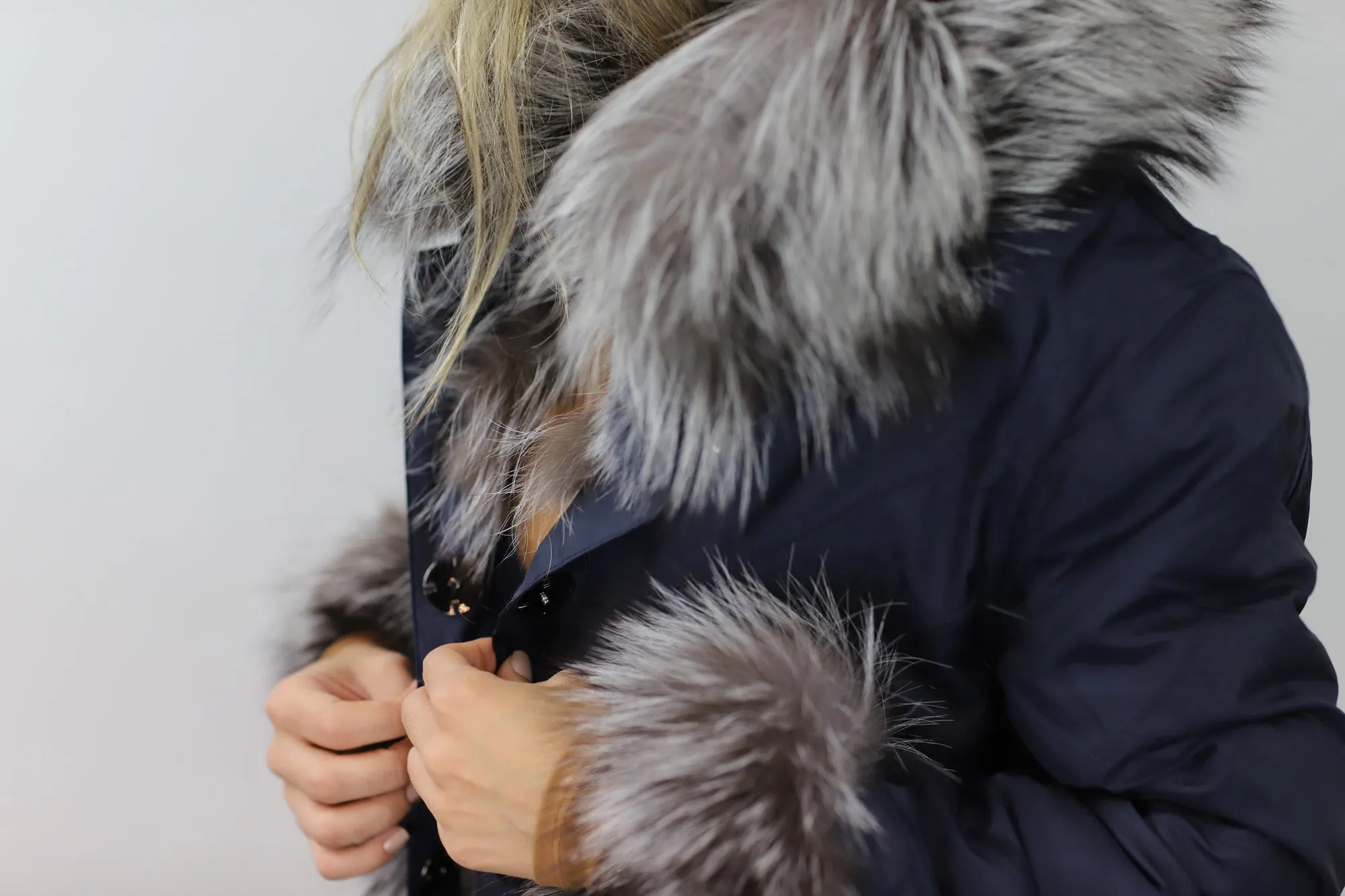 Reversible Silver/Blue Fur Jacket - La Fiorentina