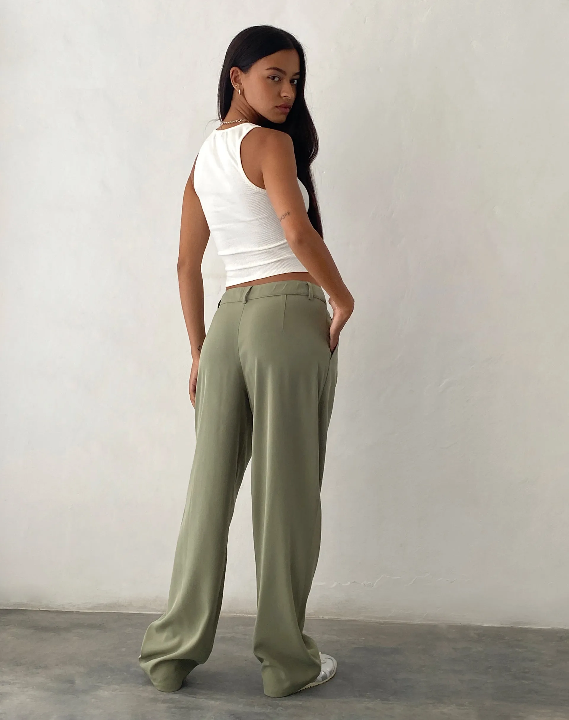 Sakaria Wide Leg Trouser in Tailoring Stone Sage