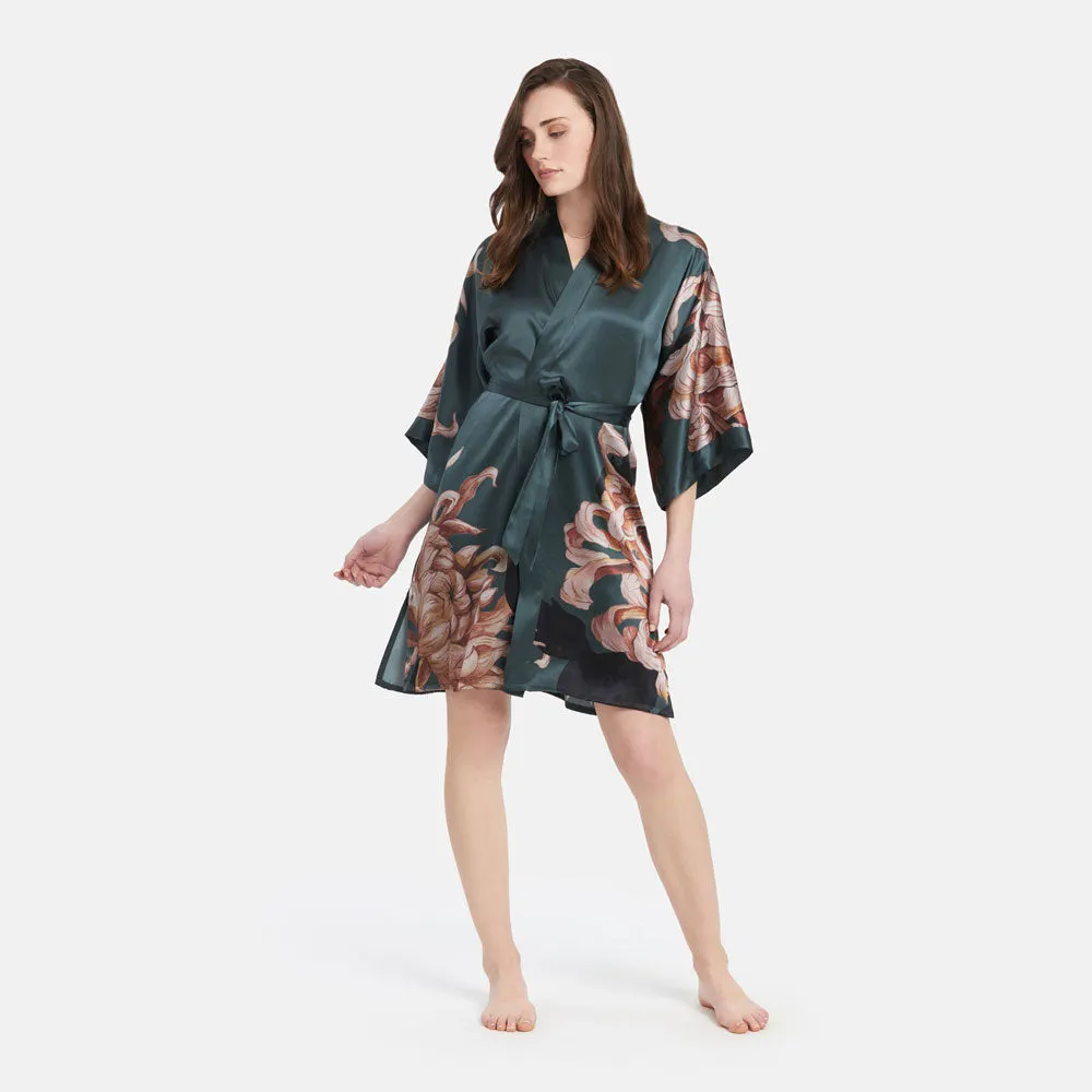 Silk Kiku Short Kimono Robe