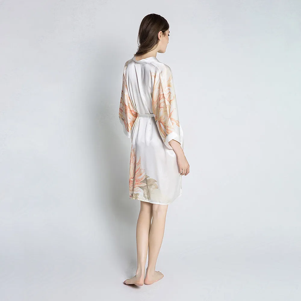 Silk Kiku Short Kimono Robe