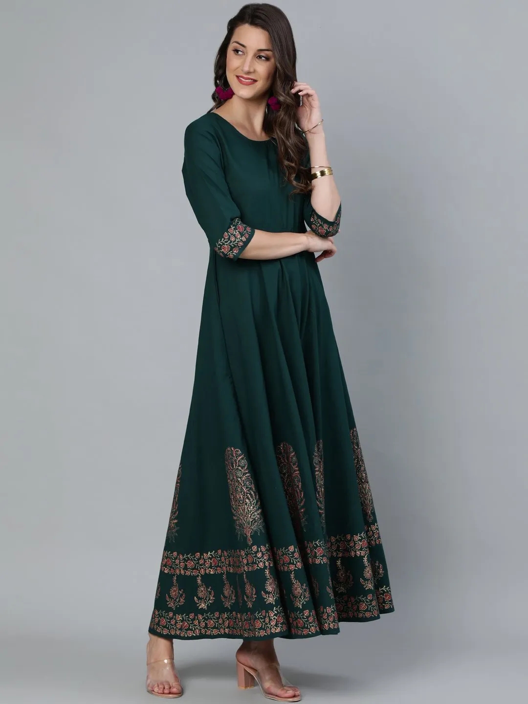 Women Green & Gold Block Printed Maxi Dress With Three Quarter Sleeves