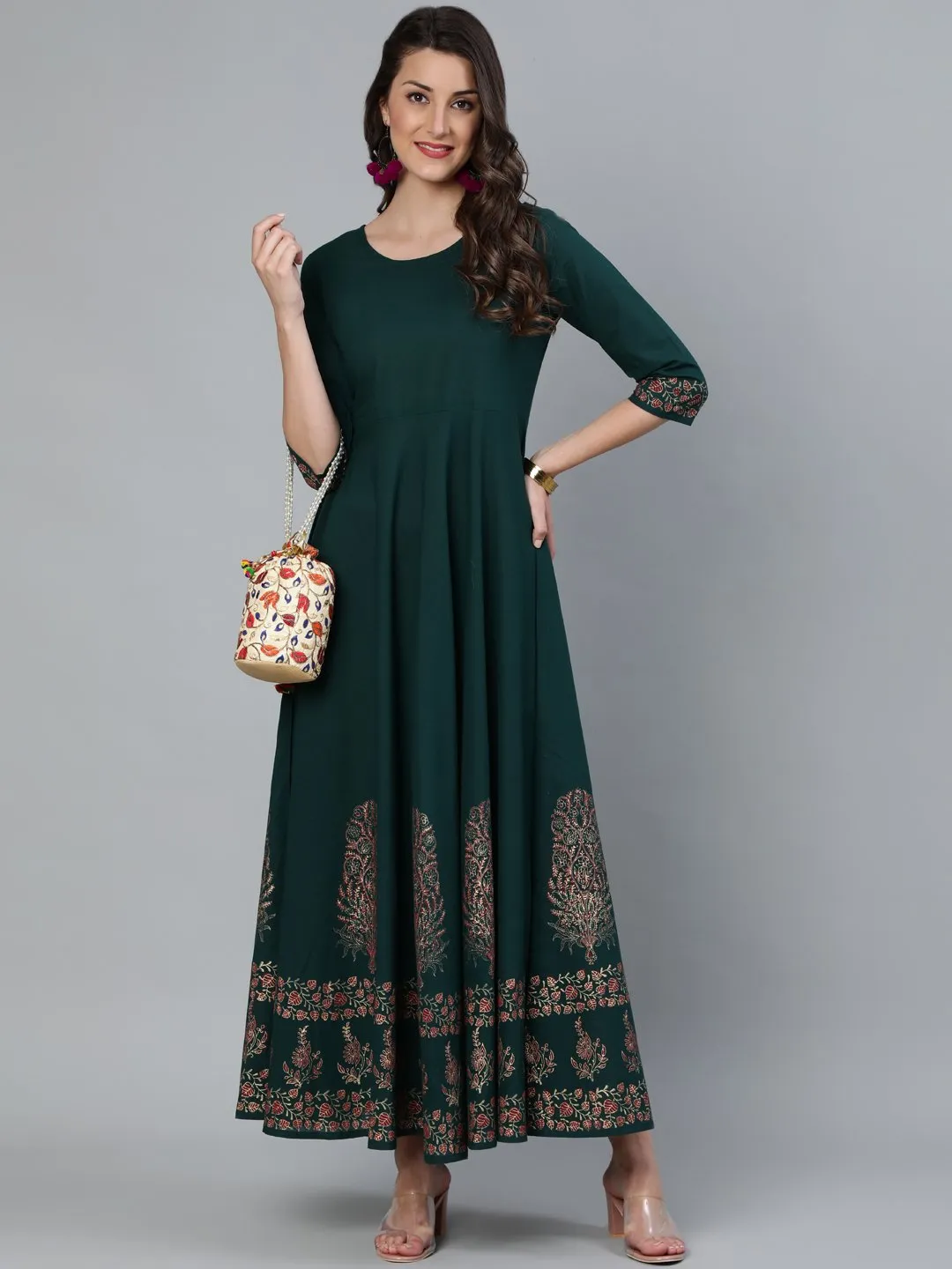 Women Green & Gold Block Printed Maxi Dress With Three Quarter Sleeves